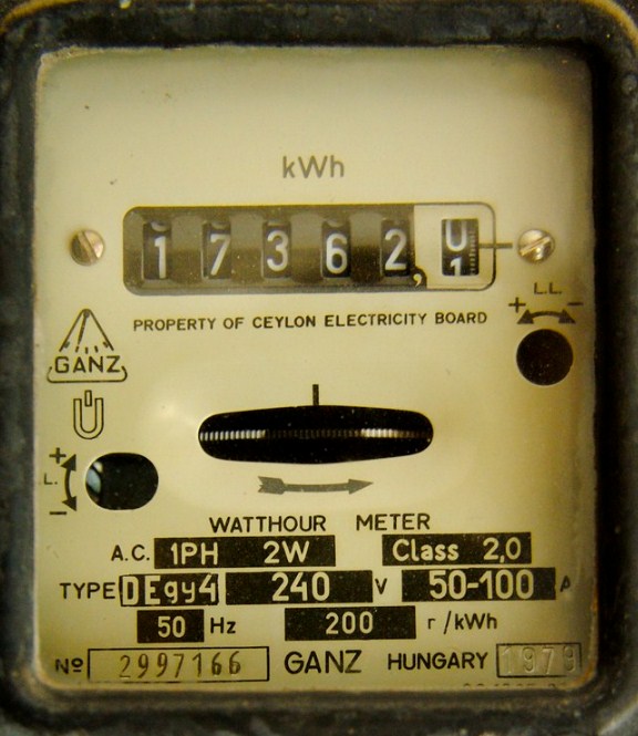 Alat Ukur kWh Meter