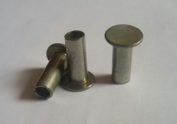 Cara Menggunakan Paku Keling